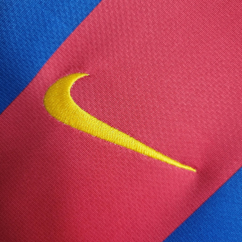 Barcelona 10/11 Retrô - Azul e Vermelha