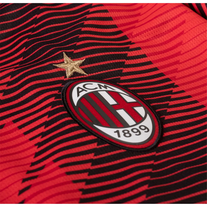 Milan  23/24 - Preta e Vermelha